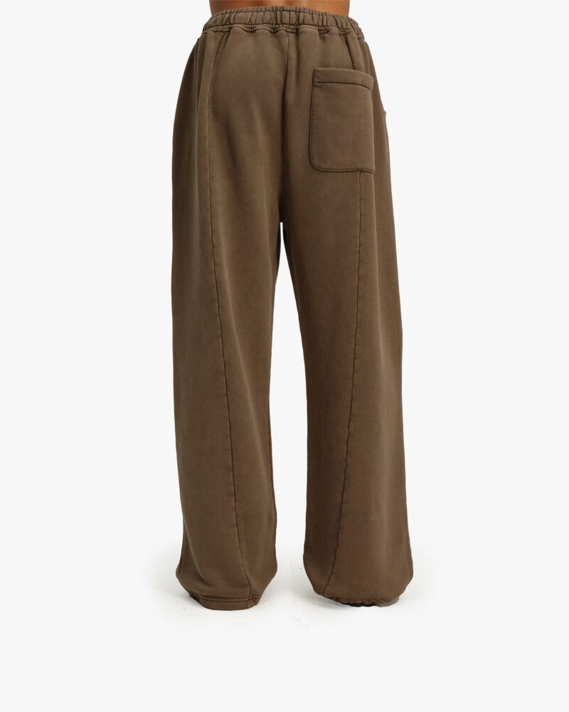 MODEL-4_2ef99d9f-5c9e-42eb-9e4f-01706be3005b.jpg MODEL-4_2ef99d9f-5c9e-42eb-9e4f-01706be3005b.jpg