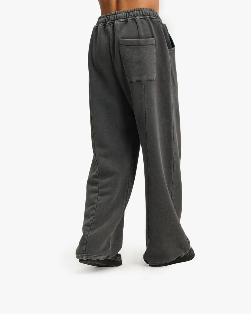 MODEL-6_1abce2b4-e660-45e4-97ed-87929e3aecac.jpg MODEL-6_1abce2b4-e660-45e4-97ed-87929e3aecac.jpg