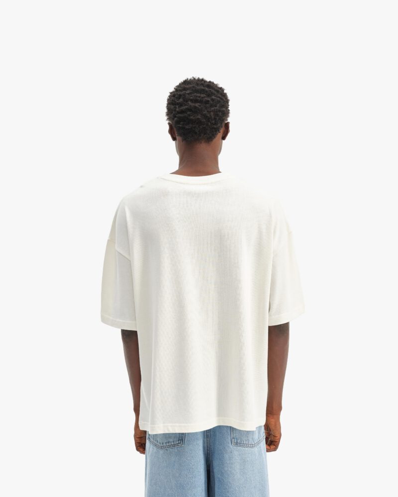 MODEL-BACK_0364ee3d-9bf8-4b14-bcfe-25047faca14e.jpg MODEL-BACK_0364ee3d-9bf8-4b14-bcfe-25047faca14e.jpg