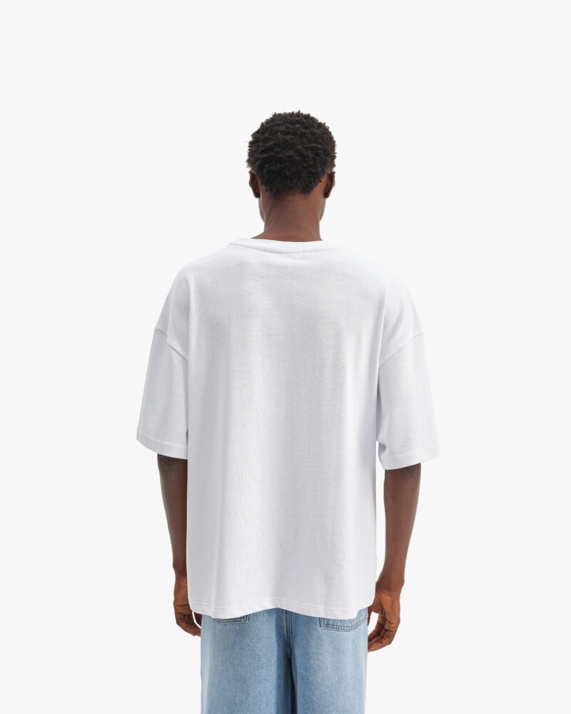 MODEL-BACK_60e41303-e443-470a-8c19-f014ac8100f9.jpg MODEL-BACK_60e41303-e443-470a-8c19-f014ac8100f9.jpg