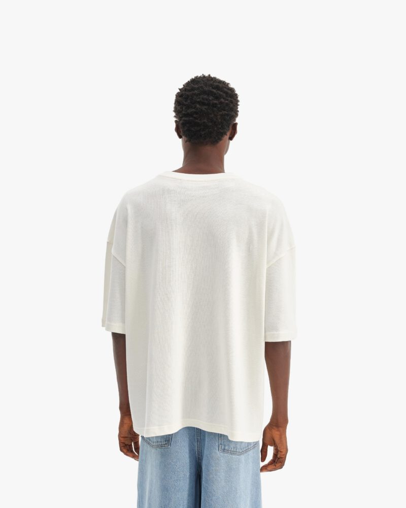 MODEL-BACK_6cd1a8ec-57ce-49af-8f95-82c2c53379e6.jpg MODEL-BACK_6cd1a8ec-57ce-49af-8f95-82c2c53379e6.jpg