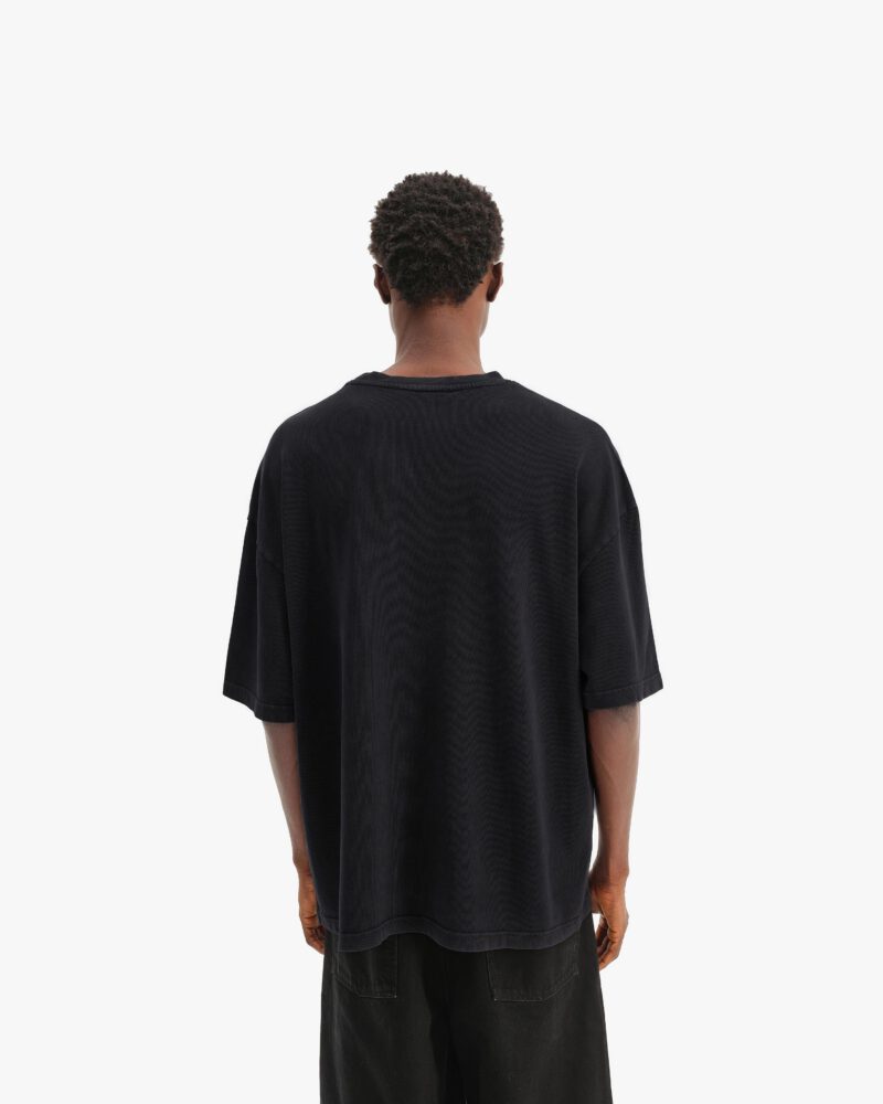 MODEL-BACK_6d021429-4a07-4b56-9790-059bb5f68ea6.jpg MODEL-BACK_6d021429-4a07-4b56-9790-059bb5f68ea6.jpg