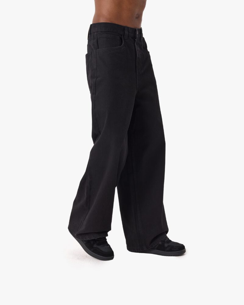 MODEL-FREE-1.jpg MODEL-FREE-1.jpg