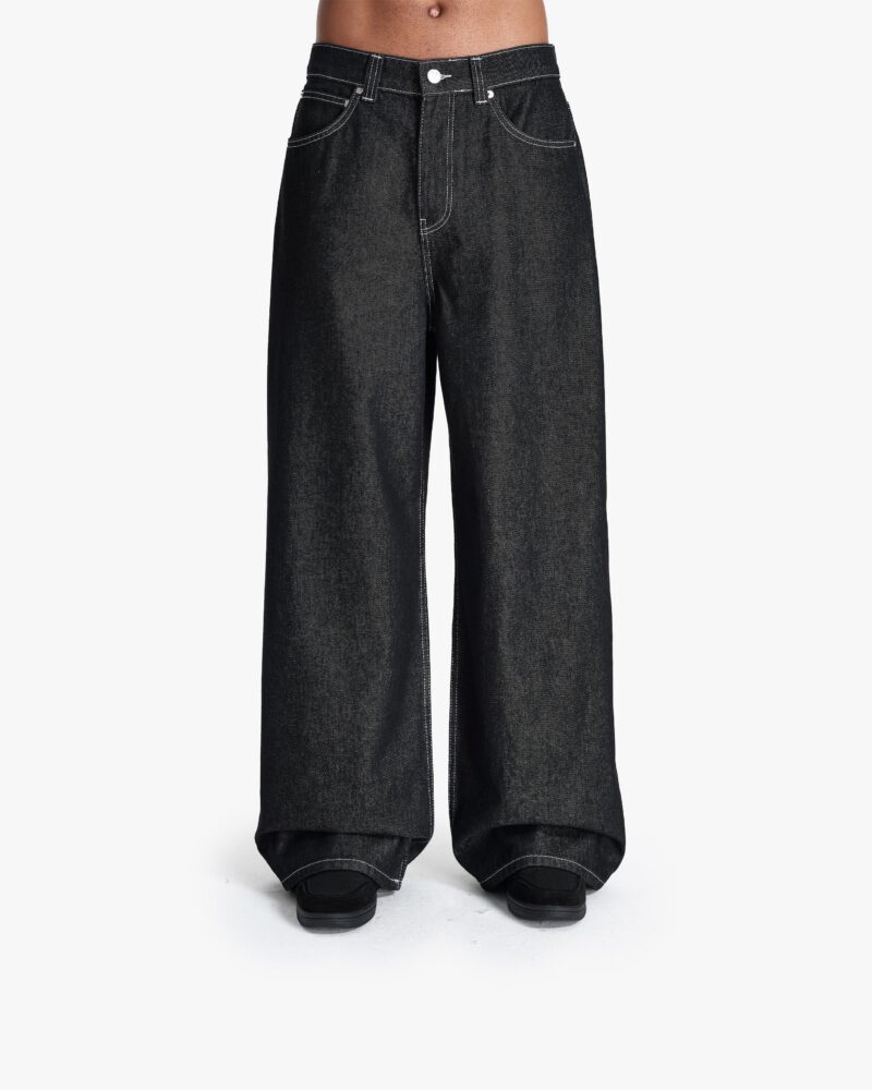 MODEL-FRONT_0fd2e5bd-4fd7-49dd-a63c-e531986ba763.jpg MODEL-FRONT_0fd2e5bd-4fd7-49dd-a63c-e531986ba763.jpg