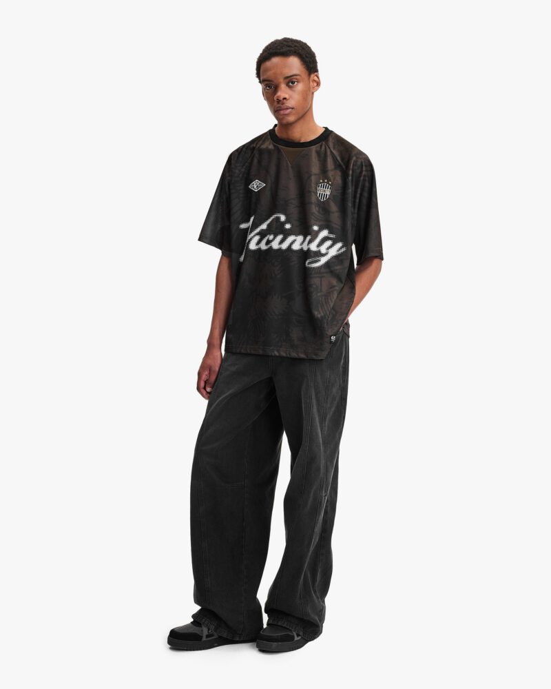 POSE-1_78ec90f6-51ce-46d7-b150-20262c2b567e.jpg POSE-1_78ec90f6-51ce-46d7-b150-20262c2b567e.jpg