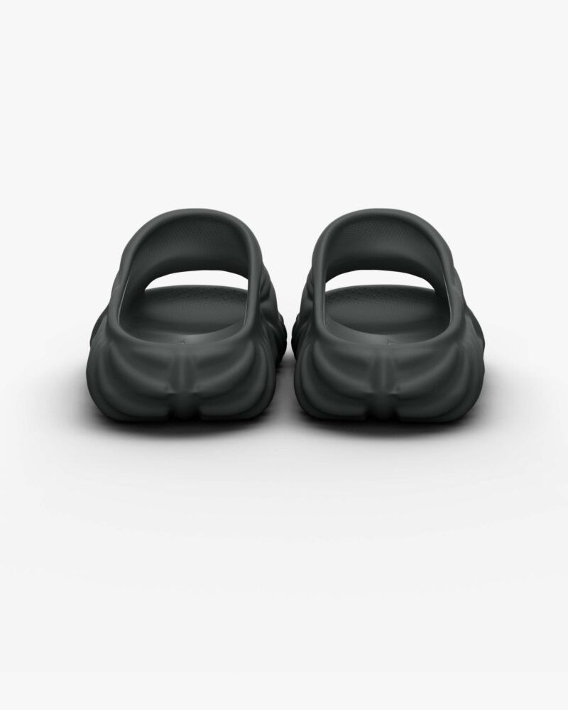 Untitled-1_0036_VVS_Ecom_Still-Life_Black_v004_Heel0002.jpg Untitled-1_0036_VVS_Ecom_Still-Life_Black_v004_Heel0002.jpg