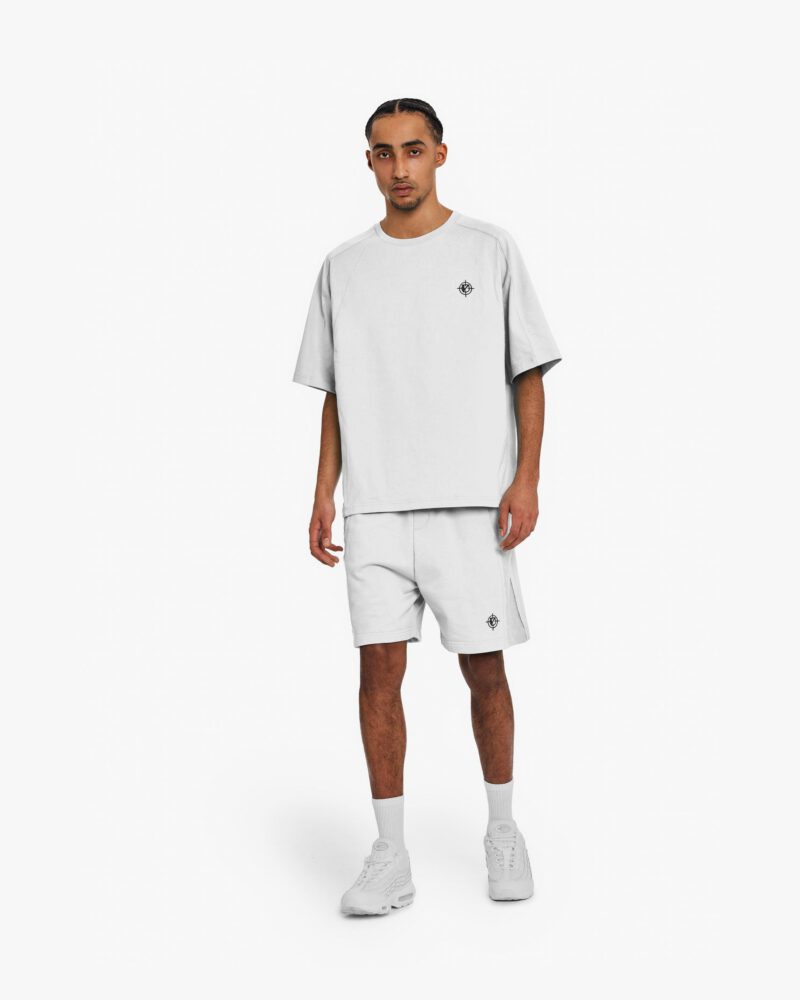 pose2_99c42a1a-220d-4ce2-81e0-f439c886e806.jpg pose2_99c42a1a-220d-4ce2-81e0-f439c886e806.jpg