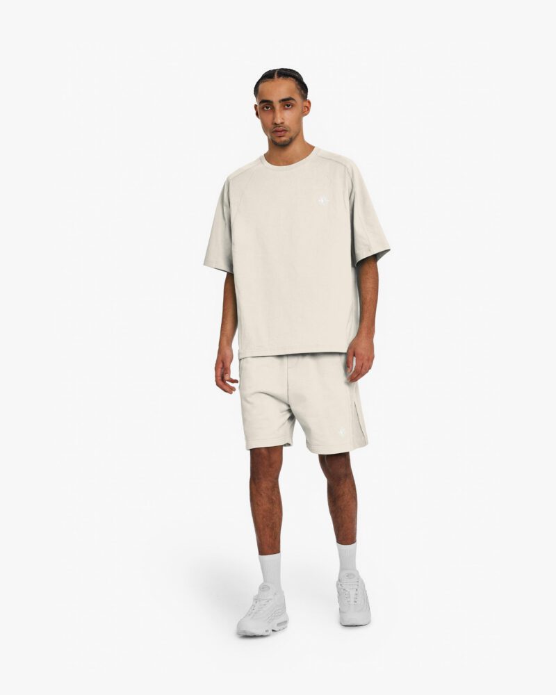 pose2_bc52615a-06a2-418c-a5ad-98ac7aaf61d5.jpg pose2_bc52615a-06a2-418c-a5ad-98ac7aaf61d5.jpg