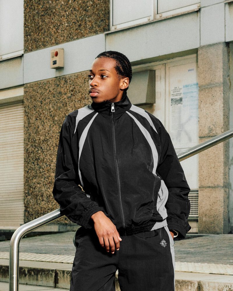 track-v3-black1.jpg track-v3-black1.jpg