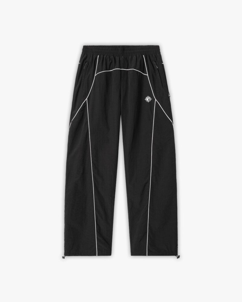 website_pic_main_tracksuits__0001s_0002s_0002_BN_29040.jpg